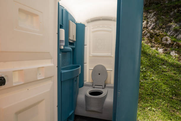 Portable Toilet Options We Offer in Delphi, IN